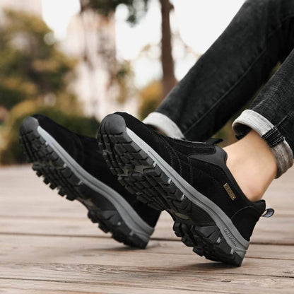 Sasza | Niebieskie Zamszowe Buty Slip-On z Grubą Podeszwą