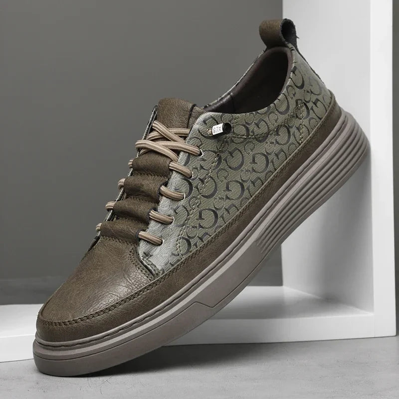 Miłosz | Męskie Skórzane Czarne Sneakersy Monogram