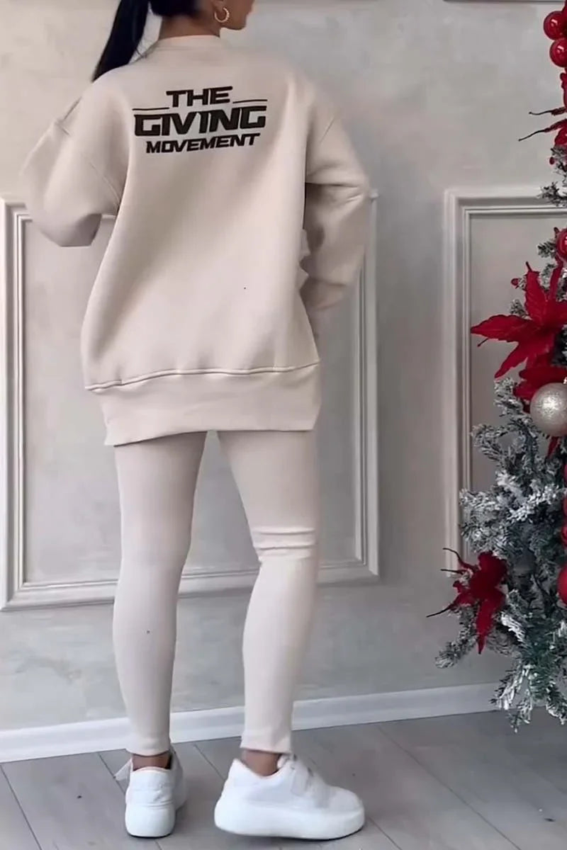 Joanna | Kremowy Dres Damski z Rozcięciem